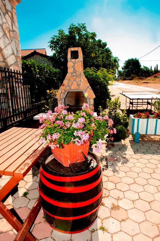 Apartments Paradis Ровинь Экстерьер фото